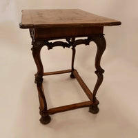 German baroque table from the 18th century with wonderful inlay work