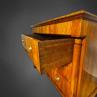 Biedermeier Kommode mit freistehenden Säulen