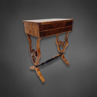 Lyra Biedermeier Salontisch um 1840 Nussbaum - Salontisch