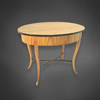 Ovaler Biedermeier-Beistelltisch Kirschbaumfurniert 1825
