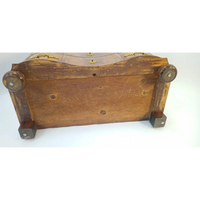 Barockkommode in Nussbaumfurnier um 1790 - Möbel