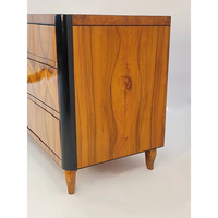 Biedermeier Kommode mit gespiegeltem Furnierbild - Möbel