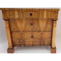 Biedermeier Kommode Nussbaum furniert um 1830 - Möbel