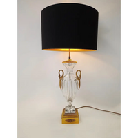 Baccarat Lampe mit vergoldeten Schwänen - Leuchten