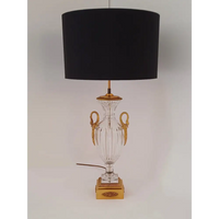 Baccarat Lampe mit vergoldeten Schwänen - Leuchten