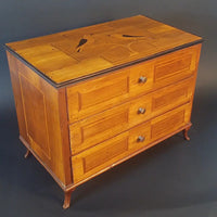 Miniatur Kommode im Klassizismus-Stil um 1815 - Möbel