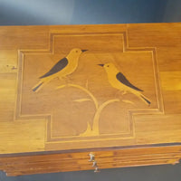 Miniatur Kommode im Klassizismus-Stil um 1815 - Möbel