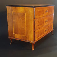 Miniatur Kommode im Klassizismus-Stil um 1815 - Möbel