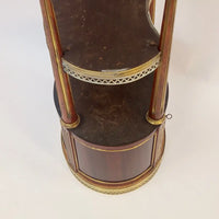 Ovaler Salontisch im Stil von Louis XVI - Möbel