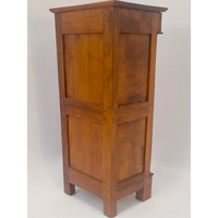 Pfeilerschrank aus Nussbaum mit Halbsäulen um 1820 - Möbel