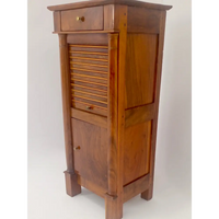 Pfeilerschrank aus Nussbaum mit Halbsäulen um 1820 - Möbel