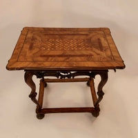 German baroque table from the 18th century with wonderful inlay work
