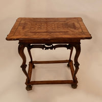 German baroque table from the 18th century with wonderful inlay work
