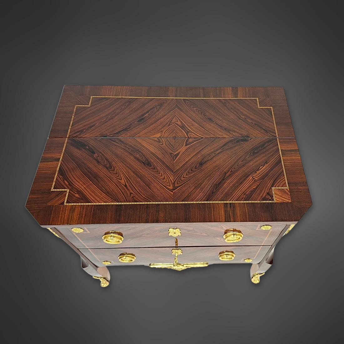 Bureau à transformation à la Bourgogne – Verwandlungsmöbel im Transition-Stil, 2. Hälfte 19. Jh.