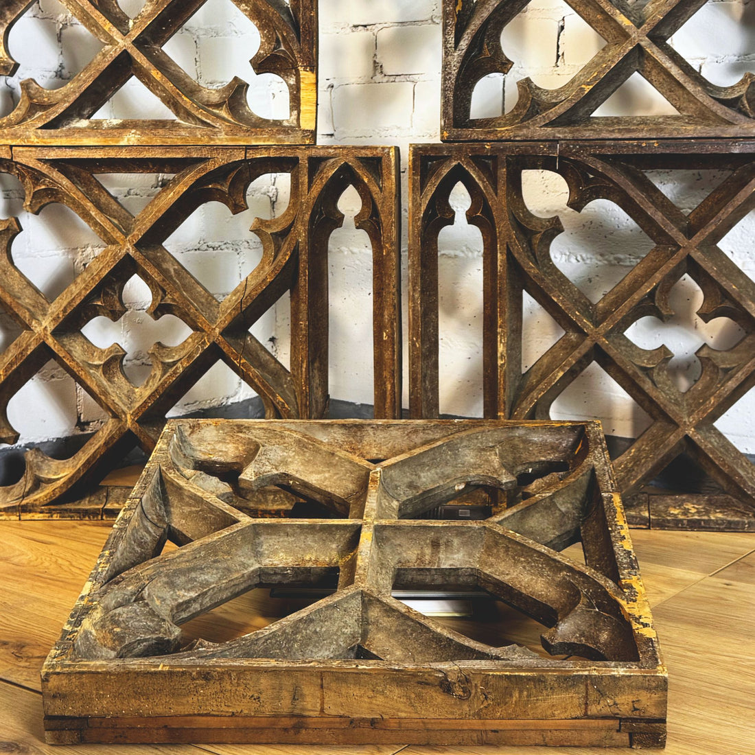 Neo-Gothic wooden appliqués from the 19th century.