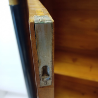 Vitrine Biedermeier avec colonnes noircies