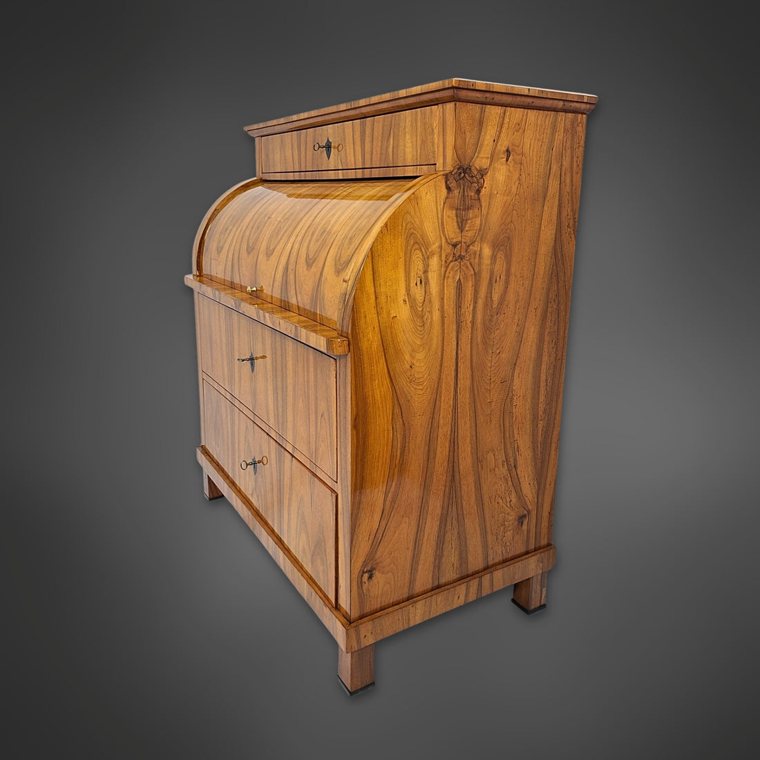 Biedermeier-Zylindersekretär aus Nussbaum, Süddeutschland um 1825–1830