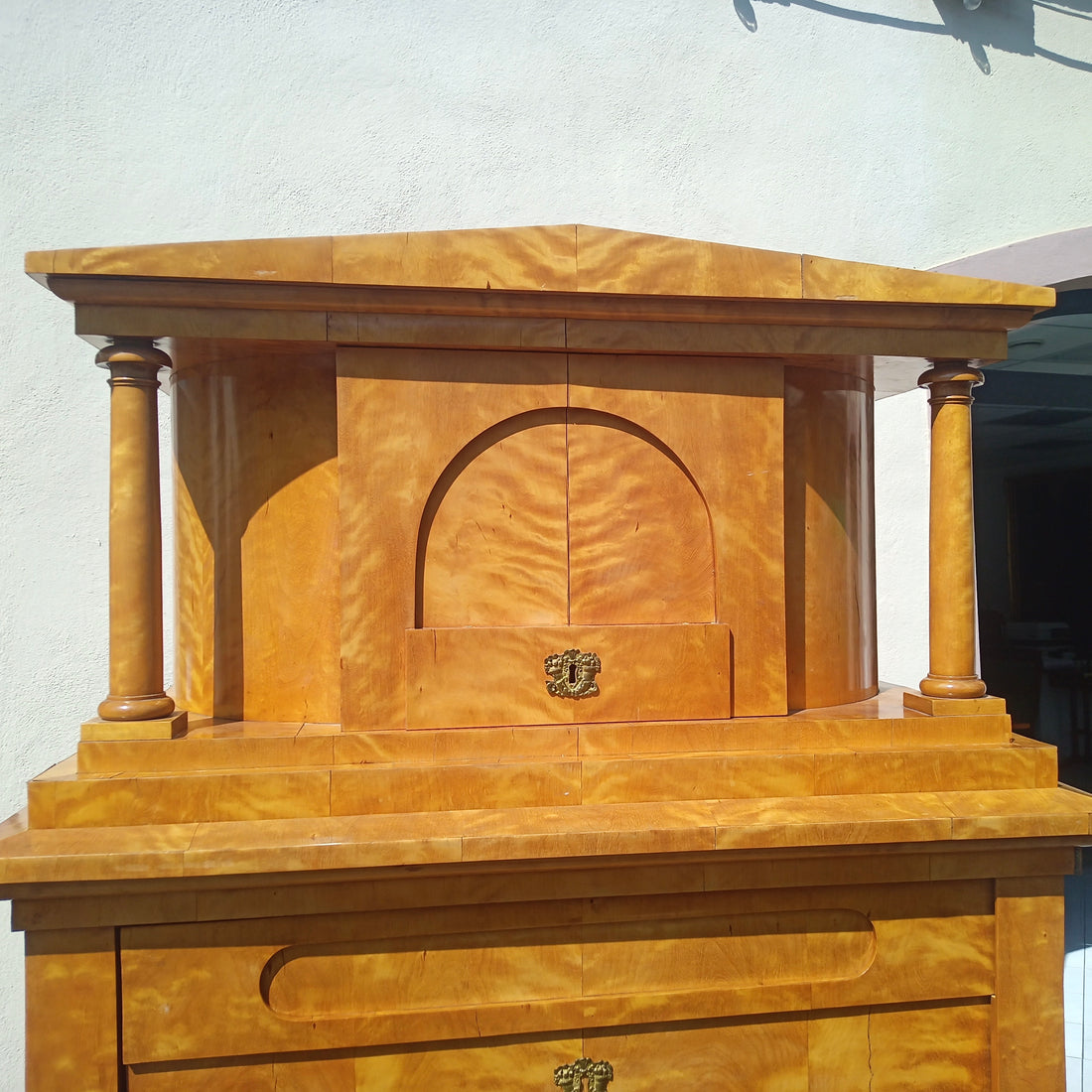 Biedermeier Blender cabinet, Northern Germany around 1815