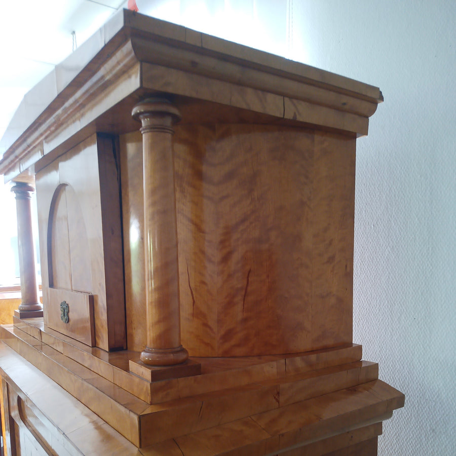 Biedermeier Blender cabinet, Northern Germany around 1815
