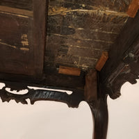 German baroque table from the 18th century with wonderful inlay work