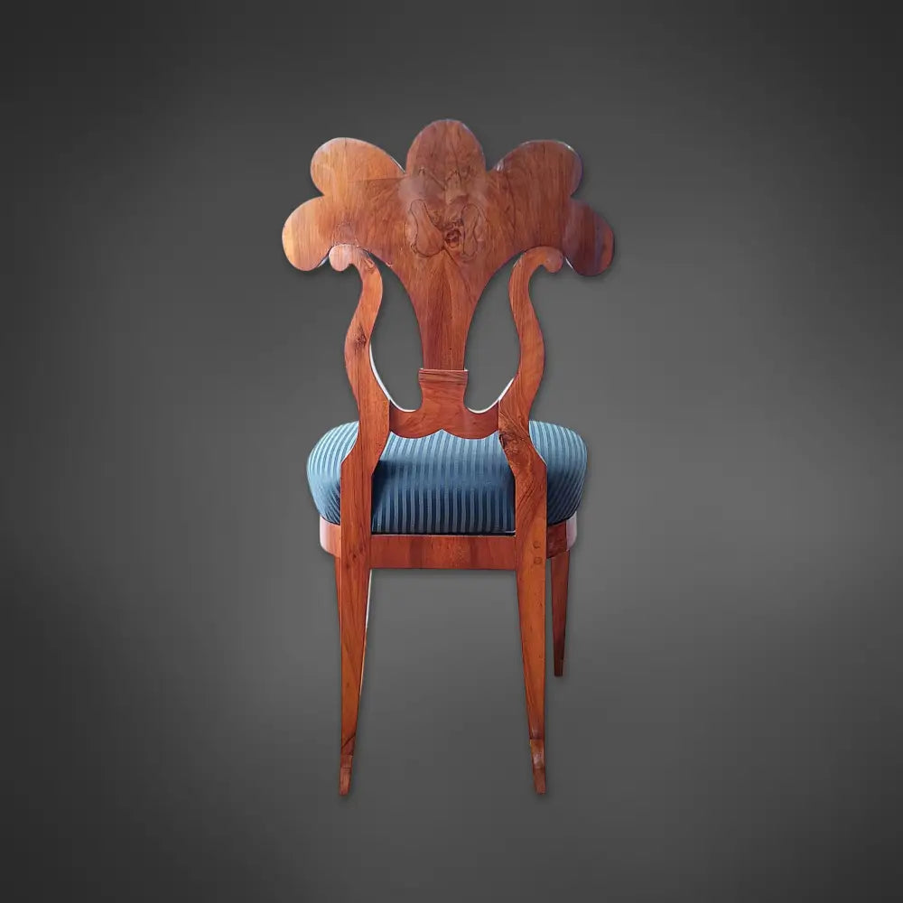 Eleganter Satz von 6 Wiener Fächerstühlen