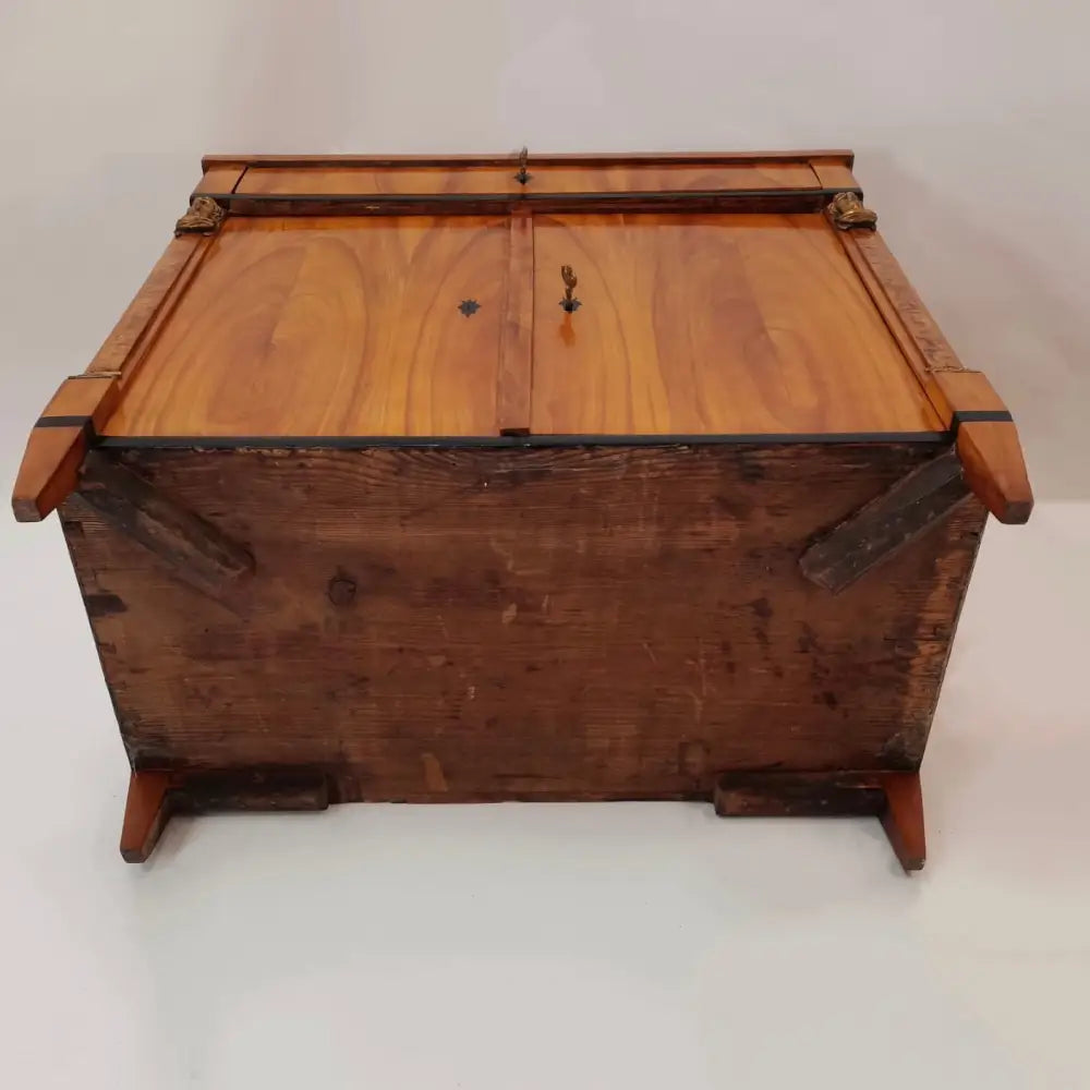 Biedermeier Halbschrank mit Karyatiden um 1820 - Halbschrank