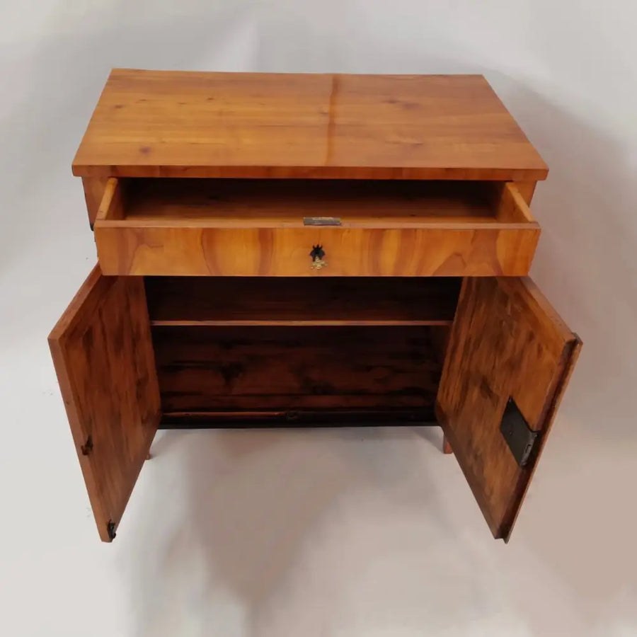 Biedermeier Halbschrank mit Karyatiden um 1820 - Halbschrank