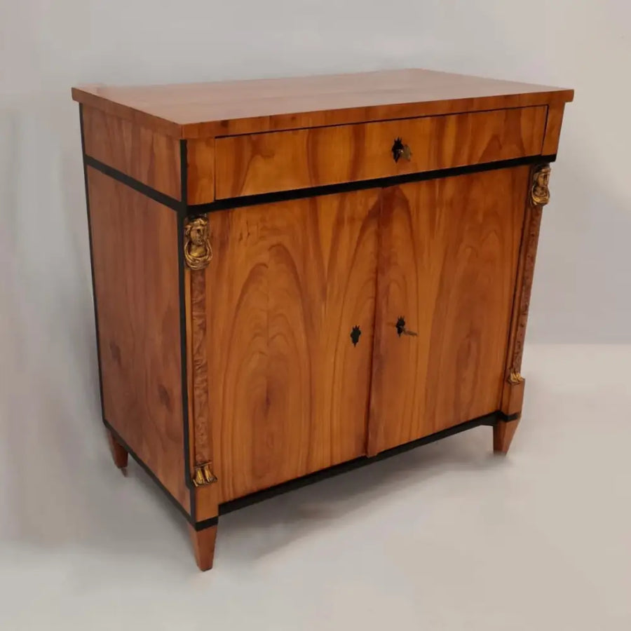 Biedermeier Halbschrank mit Karyatiden um 1820 - Halbschrank
