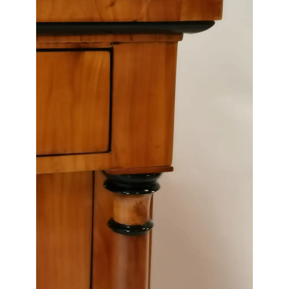 Biedermeier Kirschbaum Kommode mit freistehende Säulen um
