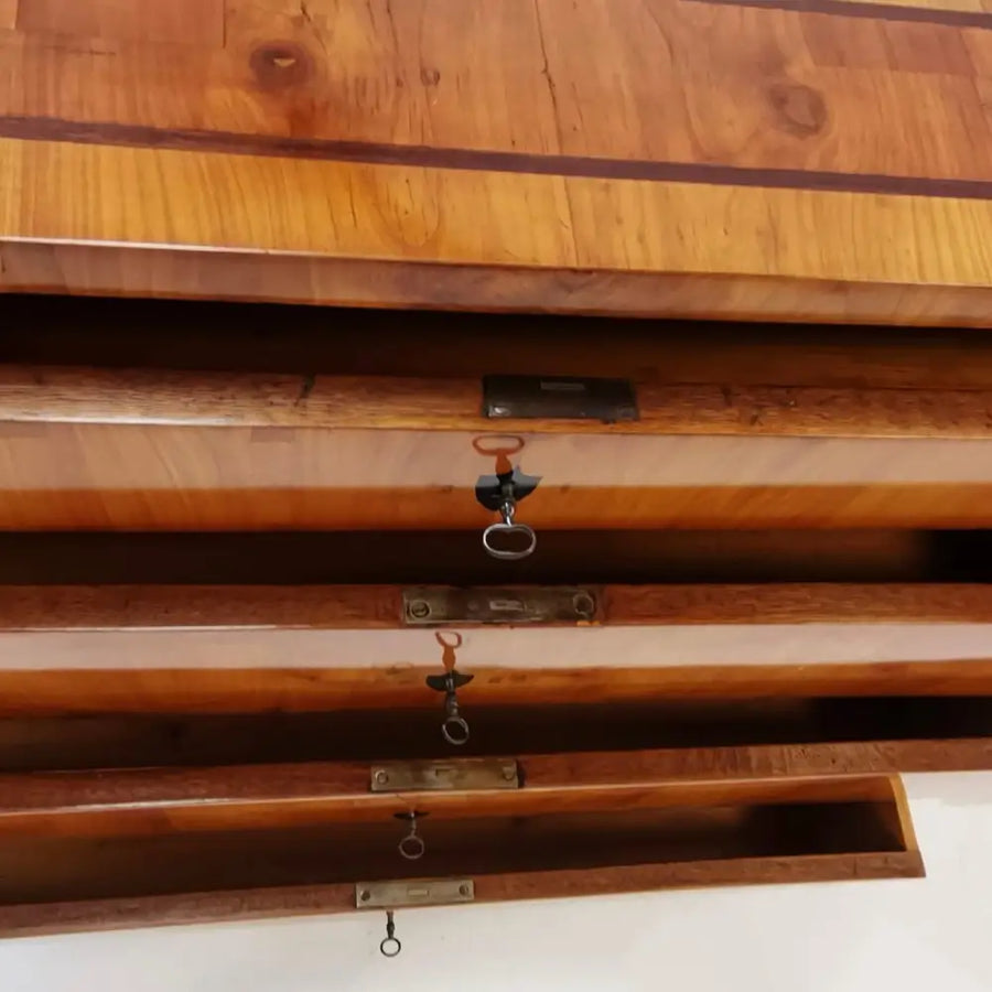 Biedermeier Kirschbaum Kommode mit freistehende Säulen um