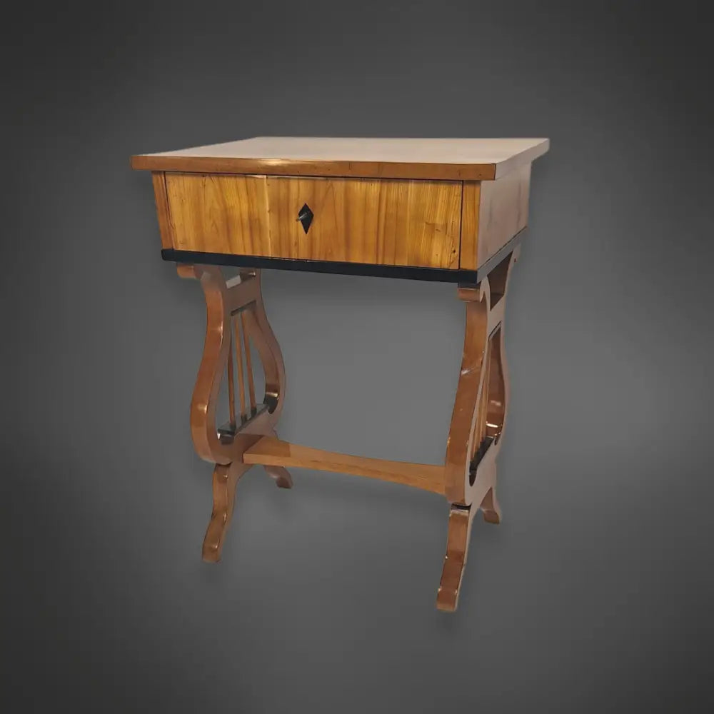 Biedermeier Lyratisch Kirschbaum um 1825