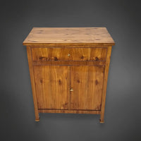 Biedermeier-Halbschrank Kirschbaum furniert Süddeutschland