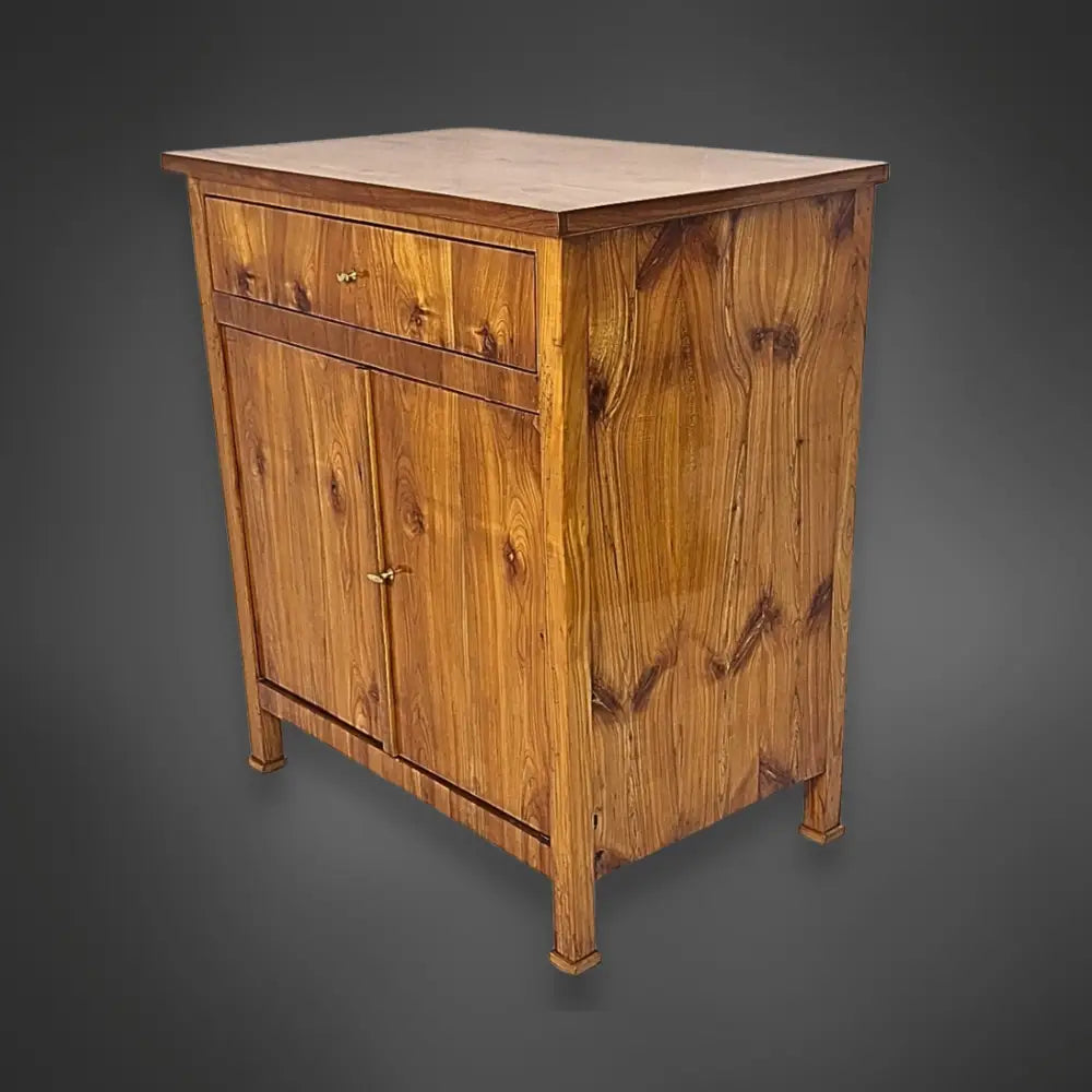 Biedermeier-Halbschrank Kirschbaum furniert Süddeutschland