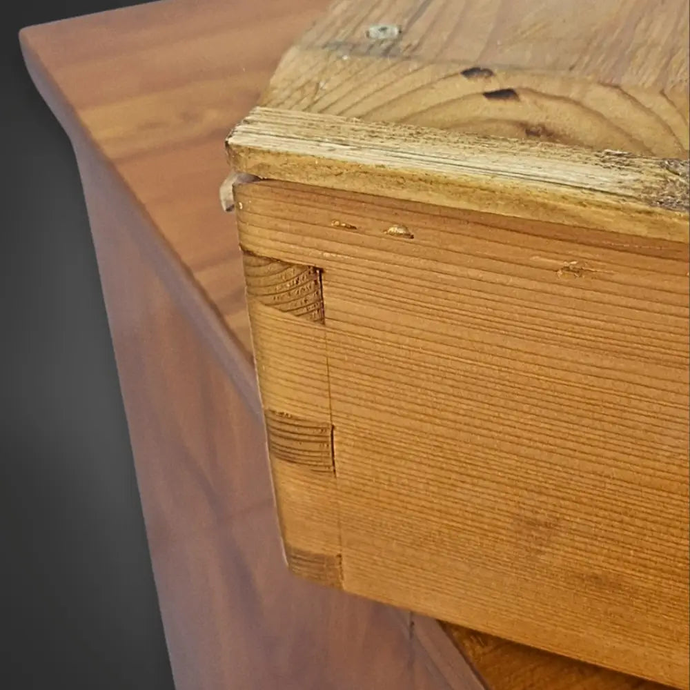 Biedermeier-Halbschrank Kirschbaum furniert Süddeutschland