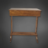 Biedermeier-Nähtisch Kirschbaum massiv um 1825 - Salontisch
