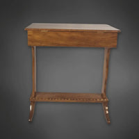 Biedermeier-Nähtisch Kirschbaum massiv um 1825 - Salontisch