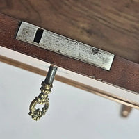 Biedermeier-Nähtisch Kirschbaum massiv um 1825 - Salontisch