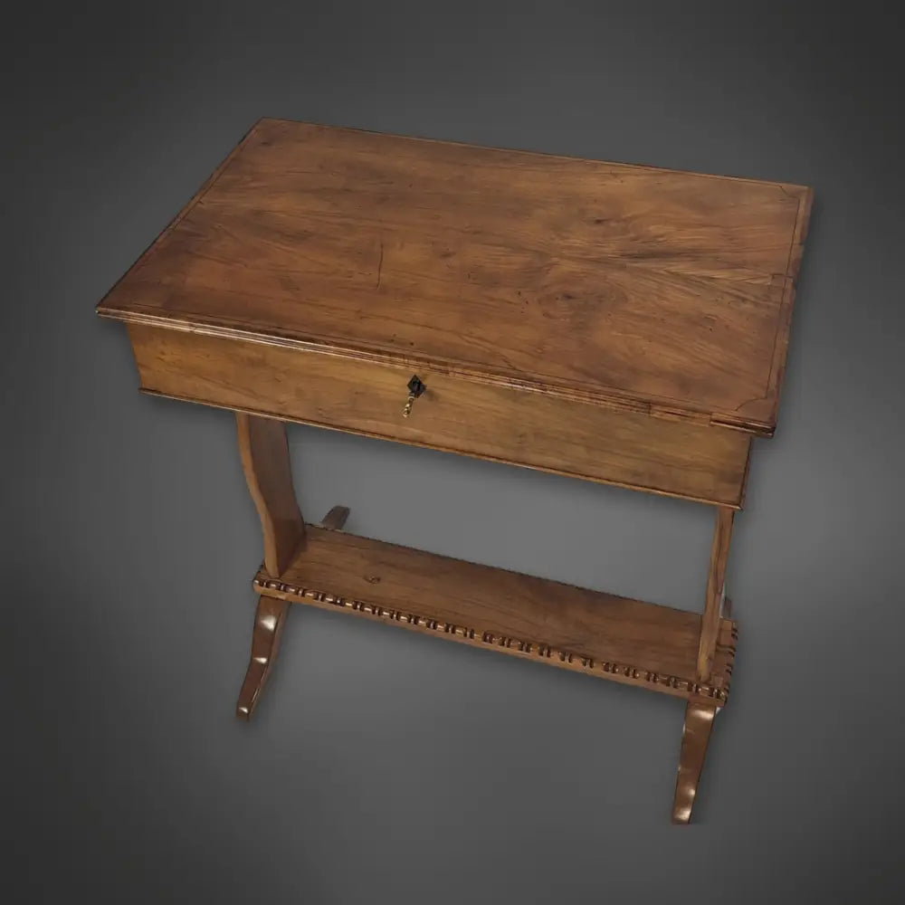 Biedermeier-Nähtisch Kirschbaum massiv um 1825 - Salontisch