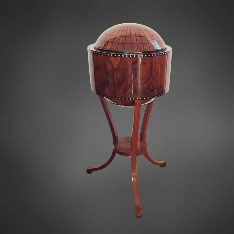 Seltener Biedermeier-Globustisch / Nähtisch