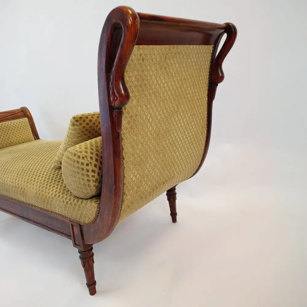 Chaiselongue Kirschbaum mit Schwanköpfen um 1880 - Möbel