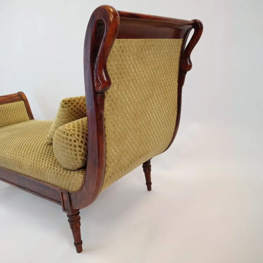Chaiselongue Kirschbaum mit Schwanköpfen um 1880 - Möbel