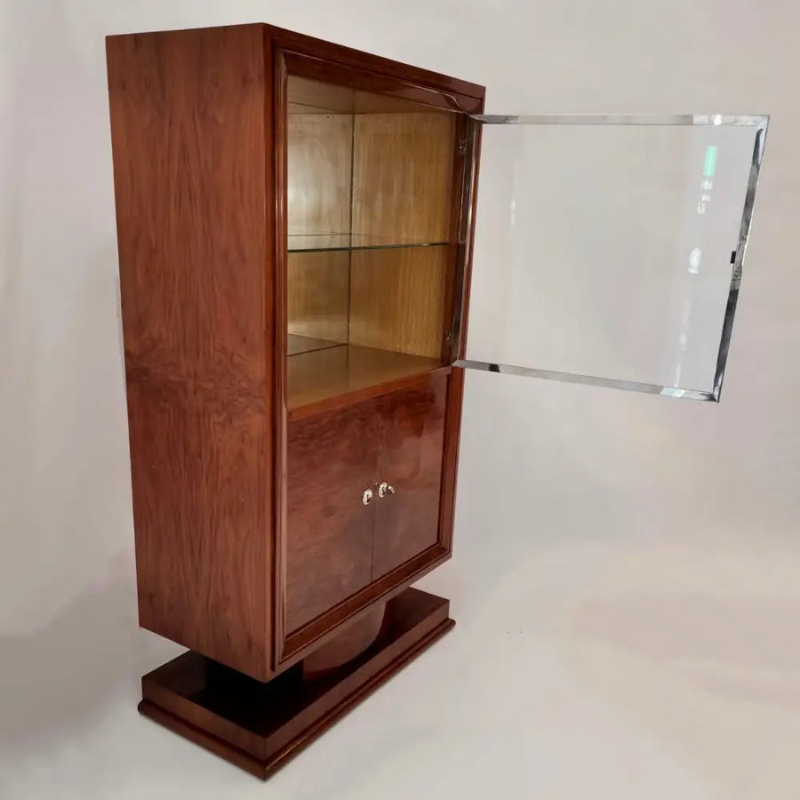 Vitrine Art Déco Nussbaum furniert um 1920 - Möbel