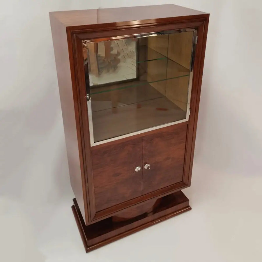Vitrine Art Déco Nussbaum furniert um 1920 - Möbel