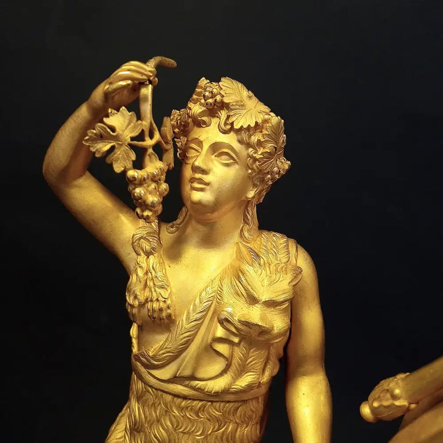 Empire Pendule Junger Bacchus vergoldete Bronze - Uhr