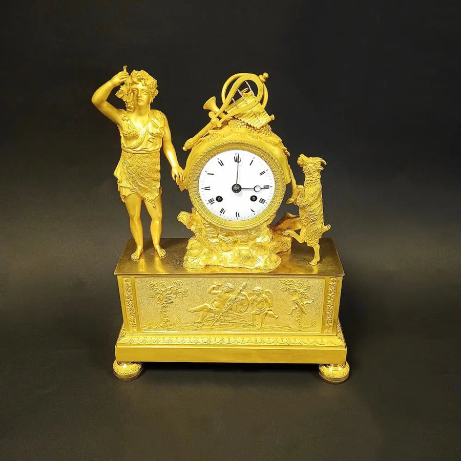 Empire Pendule Junger Bacchus vergoldete Bronze - Uhr