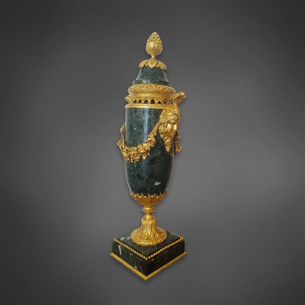 Paar Cassoletten im Louis-XVI-Stil grüner Marmor