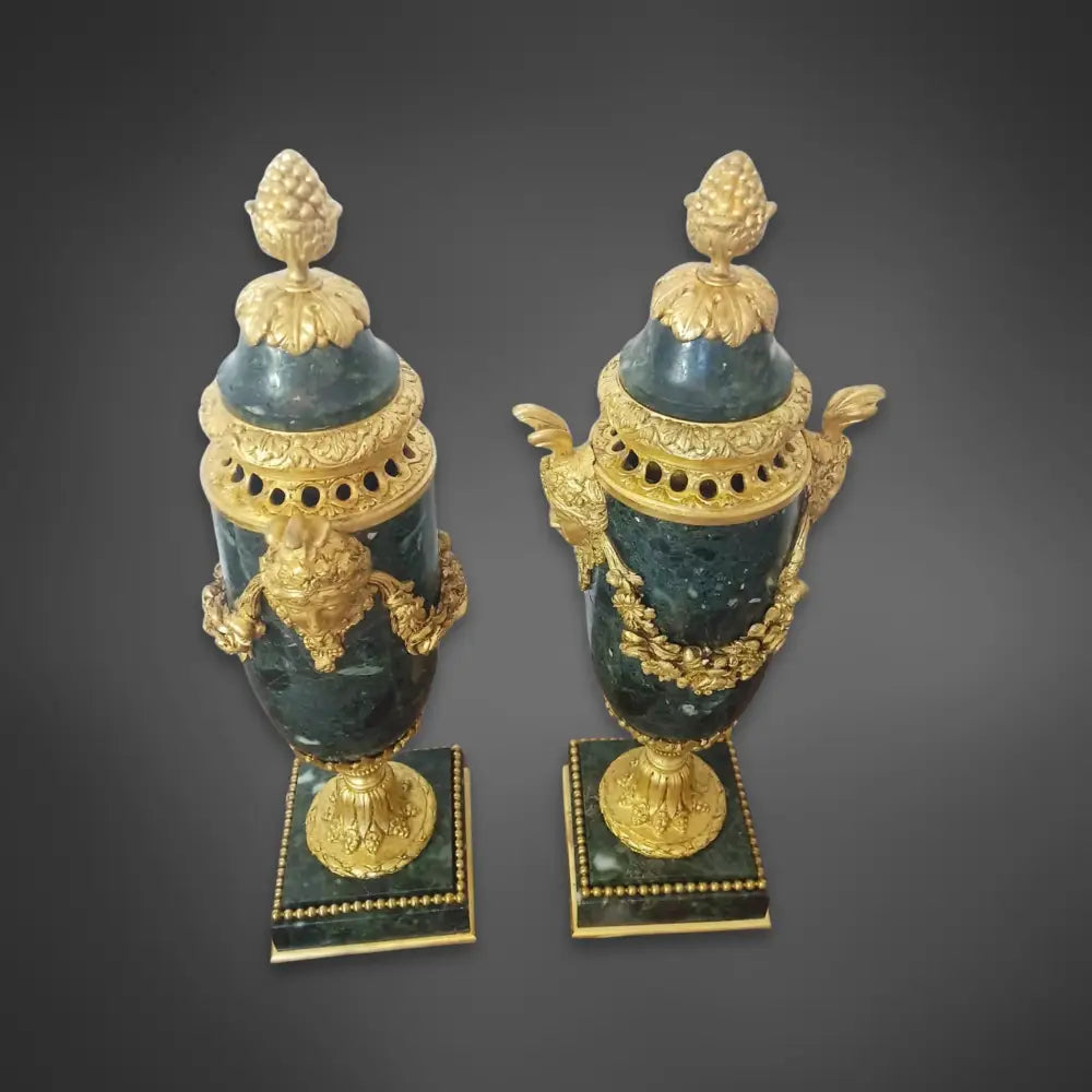 Paar Cassoletten im Louis-XVI-Stil grüner Marmor