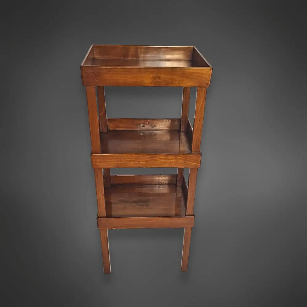 Biedermeier-Etagere Wildkirsche massiv Deutschland um 1825