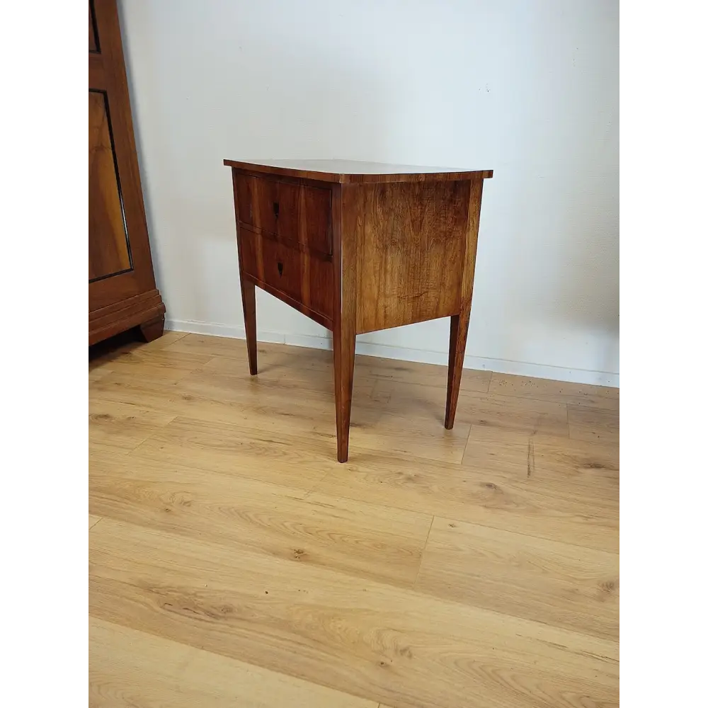 Biedermeier Kommode Nussbaum furniert um 1820 - kommode