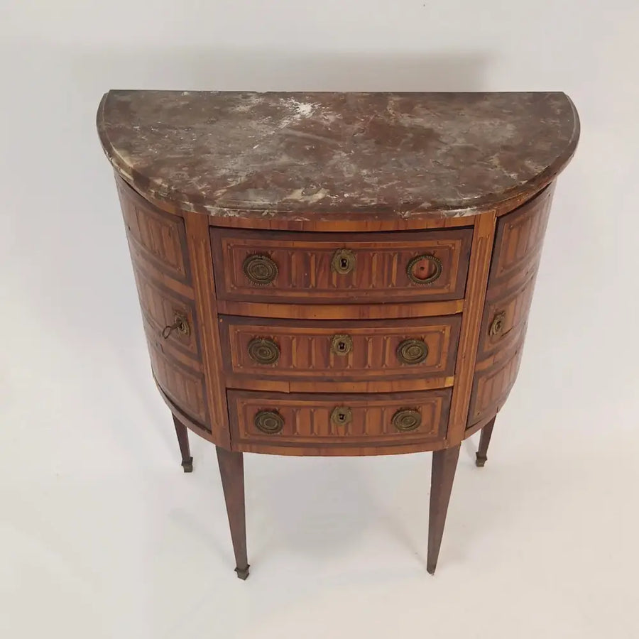 Kleine halbrunde Kommode im Stil von Louis XVI - Möbel